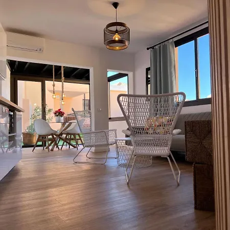 Tenerife Lucia, Apartamento *